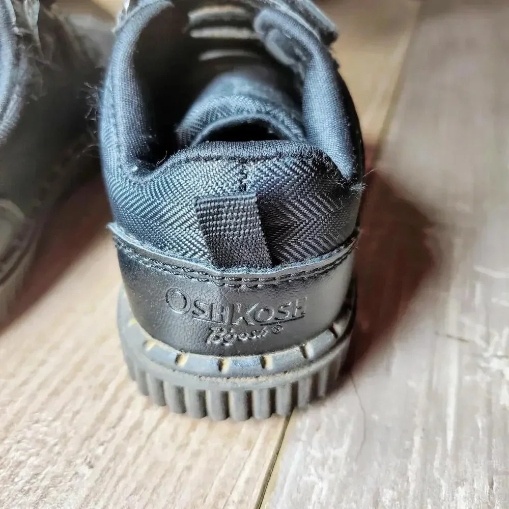 OshKosh B'gosh Black Jasper Size 7 Toddler Boy Sneakers Casual Shoes EUC